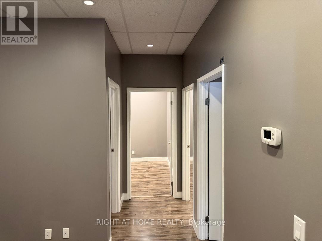 4275 Village Centre Court — photo 7