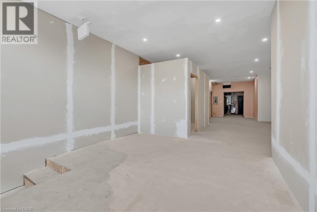 475 KING Street E, Hamilton — photo 5