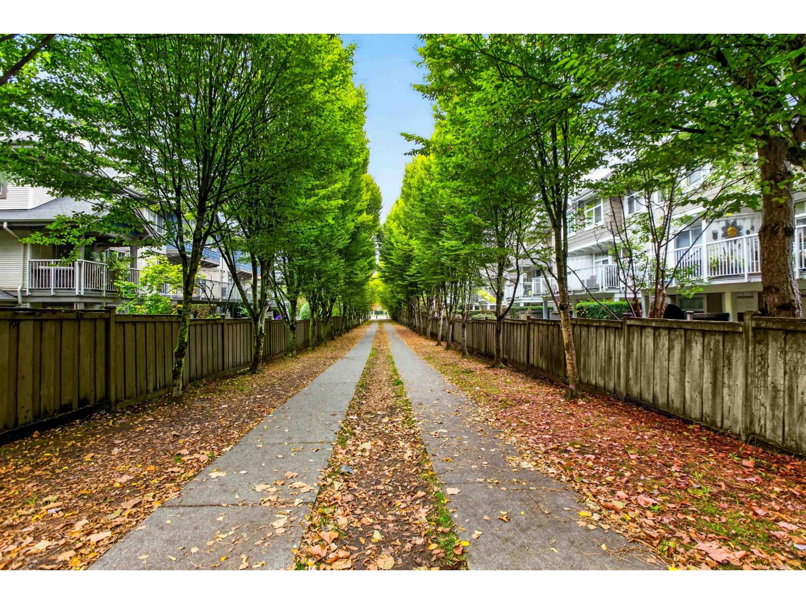 Photo of 70 20760 DUNCAN WAY 39