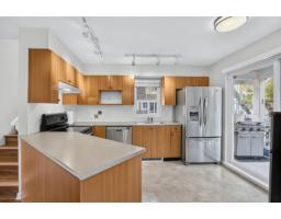 70 20760 Duncan Way, Langley, BC V3A9J6 Photo 13