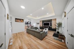 68 Cindy Klassen Way, Winnipeg, MB R2G4M1 Photo 17