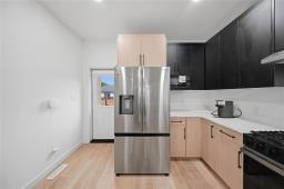 68 Cindy Klassen Way, Winnipeg, MB R2G4M1 Photo 14