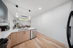 68 Cindy Klassen Way, Winnipeg, MB R2G4M1 Photo 15