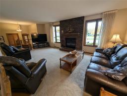 12 Tara-lee Cove, Winnipeg, MB R2G3A6 Photo 20