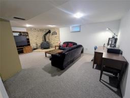 12 Tara-lee Cove, Winnipeg, MB R2G3A6 Photo 32