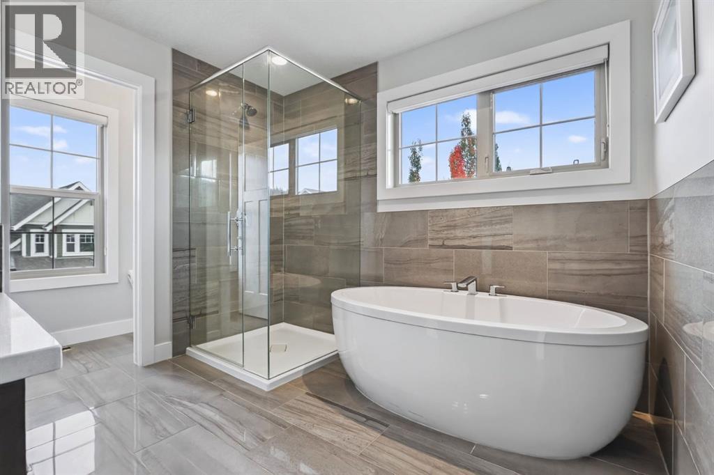 1 Riviera Point, Cochrane