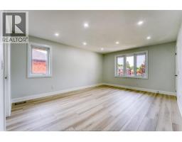 2350 Docherty Drive, Tecumseh, ON N8N4R2 Photo 32