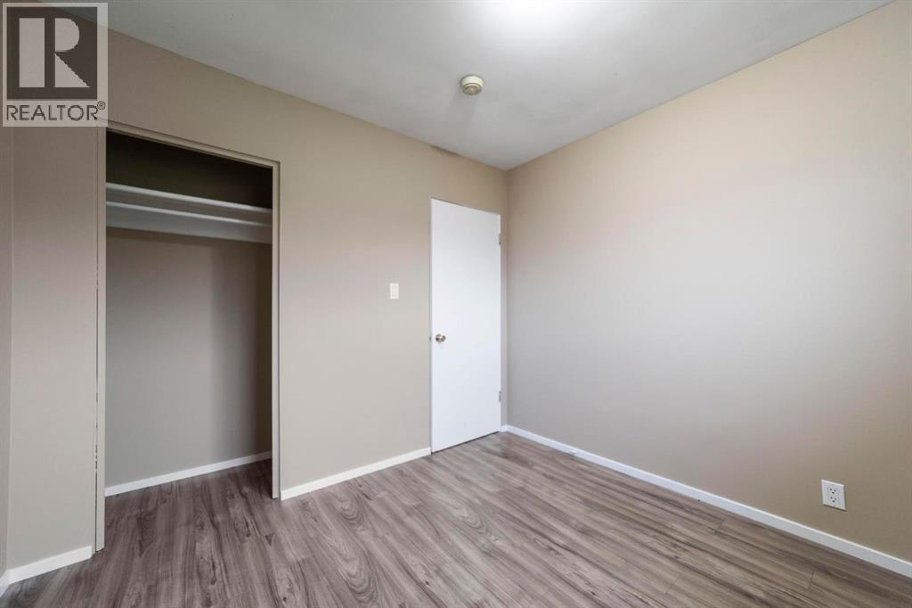 Listing photo – 4614 61 Street, Camrose