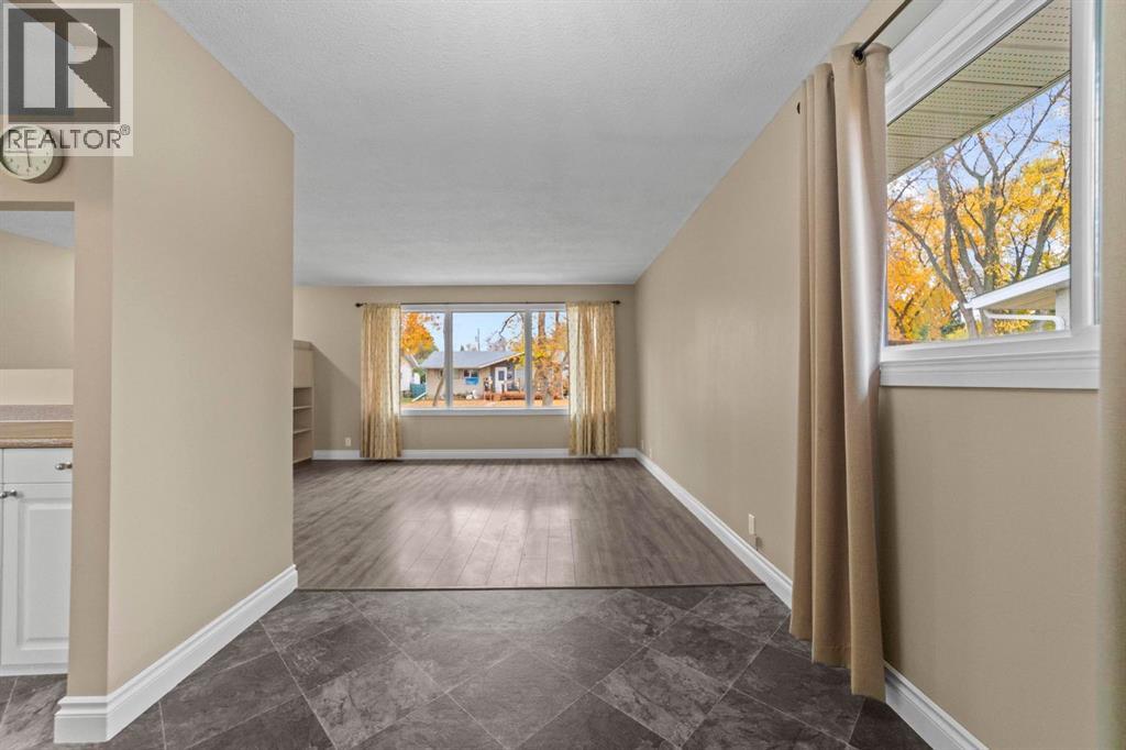 Listing photo – 4614 61 Street, Camrose