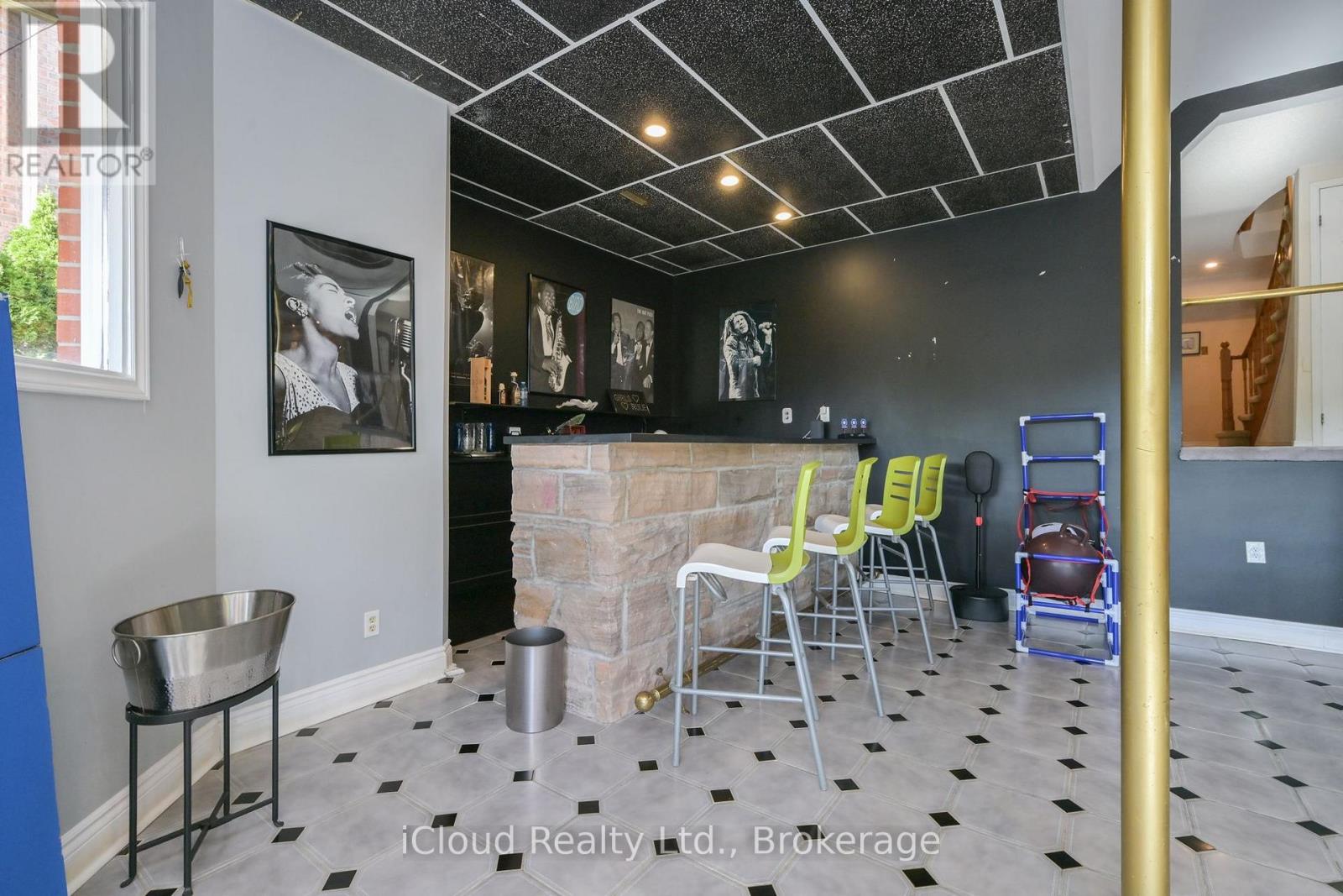 141 KENPARK AVENUE - 28