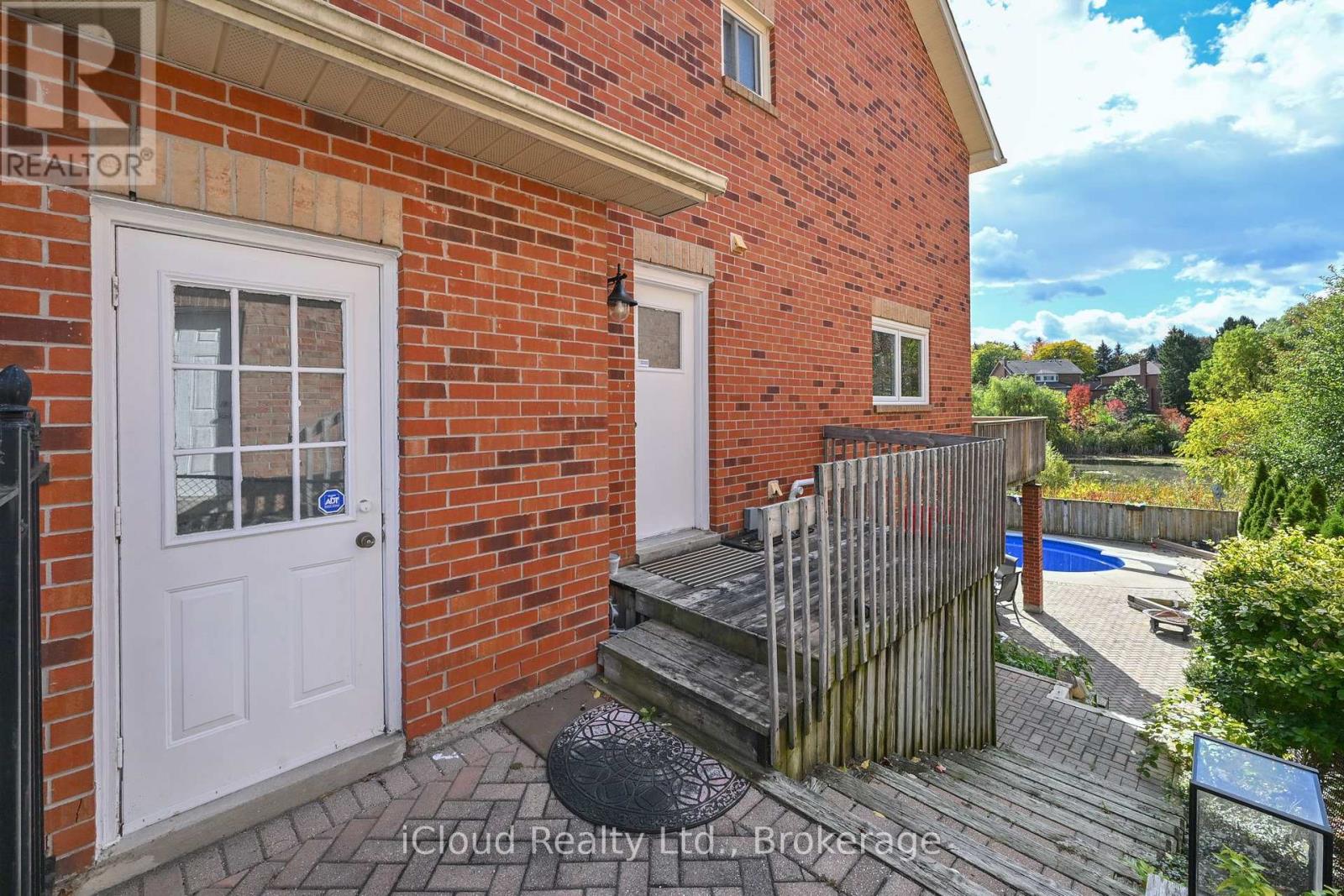 141 Kenpark Avenue — photo 38