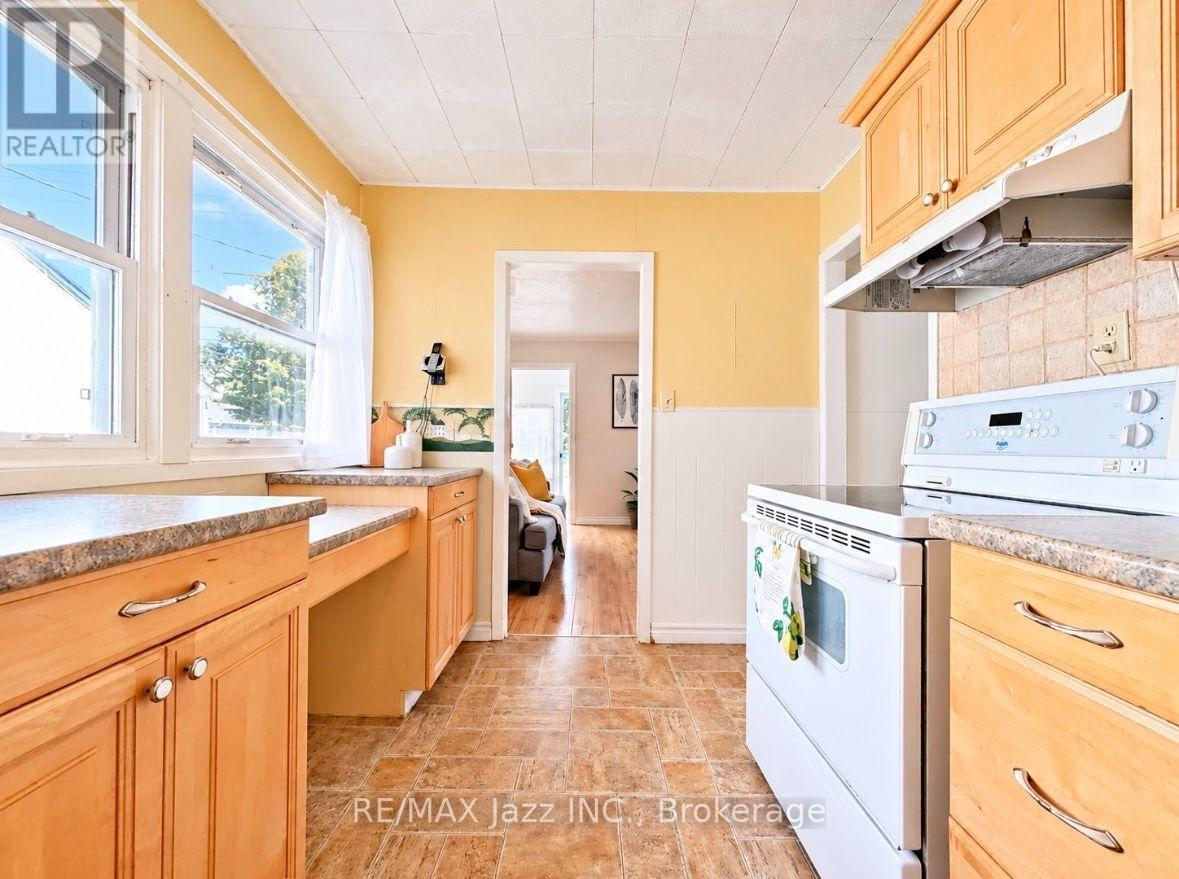 152 Victoria Street North, Port Hope, ON photo 8