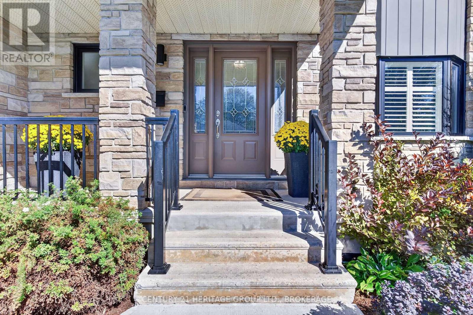 382 BRIMLEY COURT, Kingston (City SouthWest) — photo 2