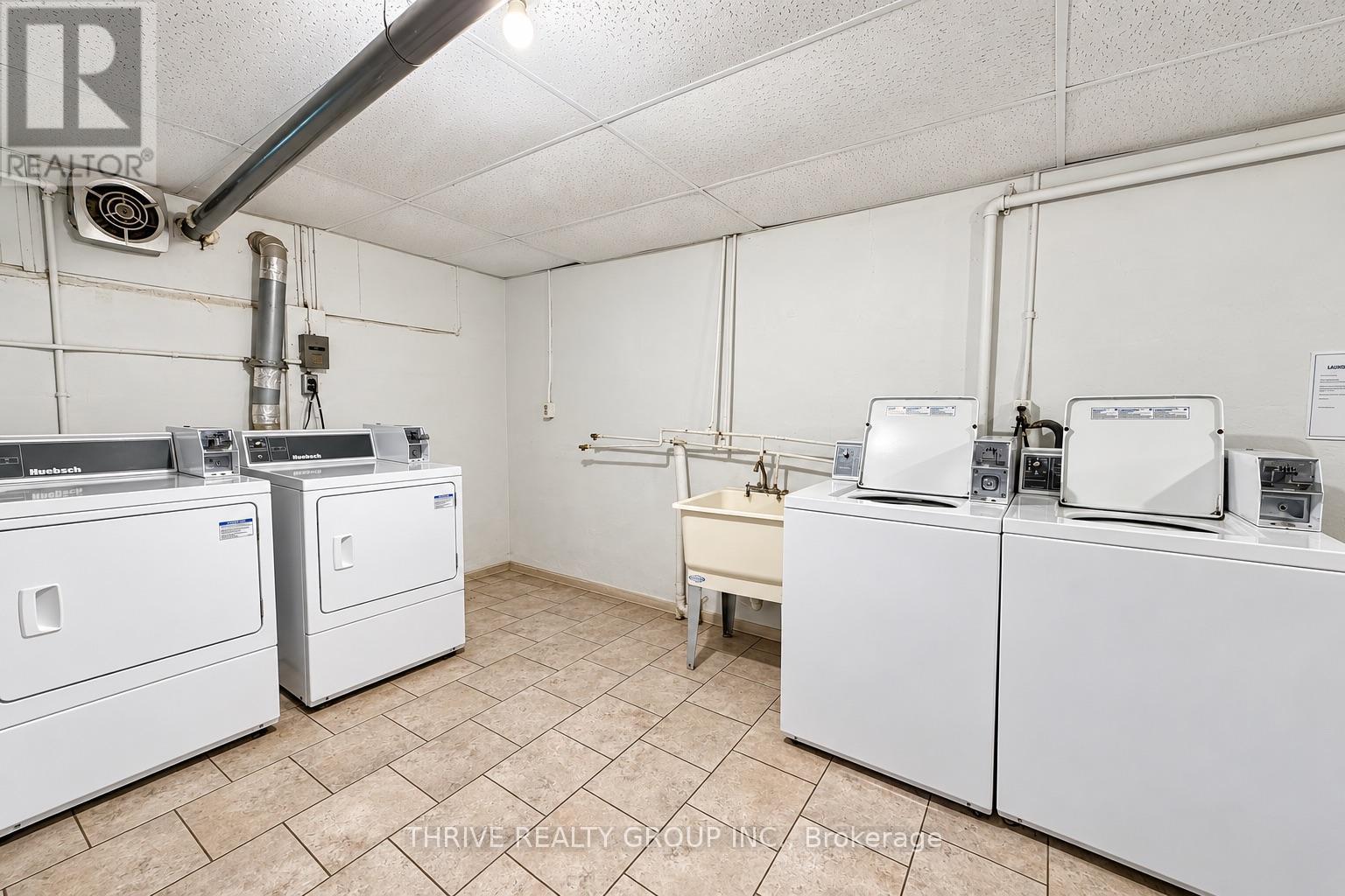 50 Ridout Street South — photo 13
