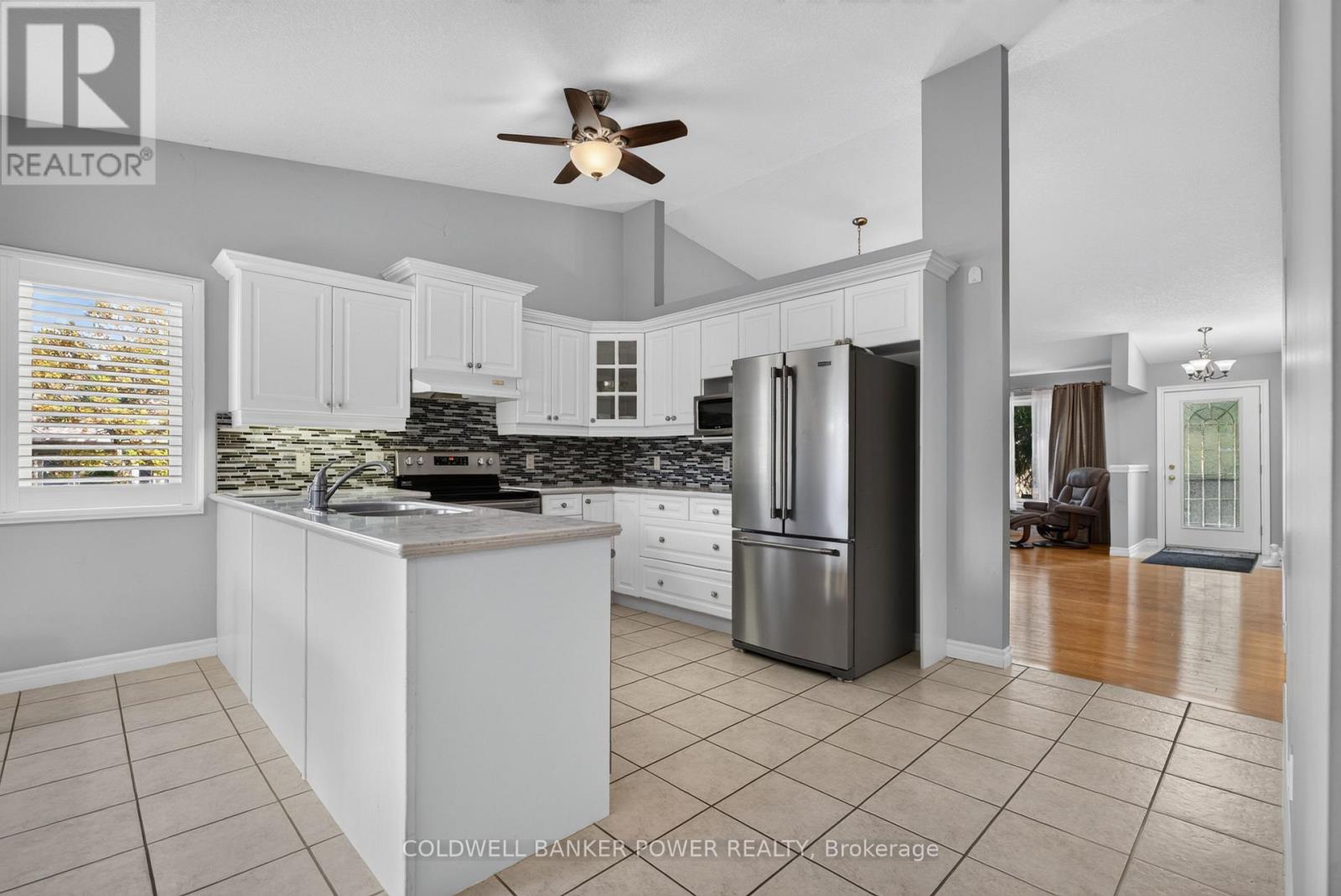 42 - 572 THISTLEWOOD DRIVE, London North (North C) — photo 10
