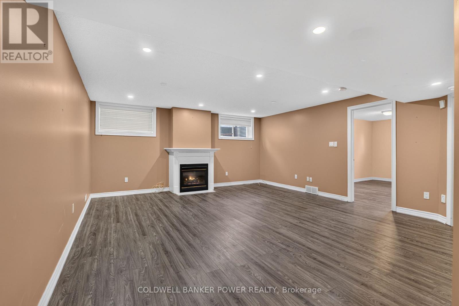 572 Thistlewood Drive — photo 26
