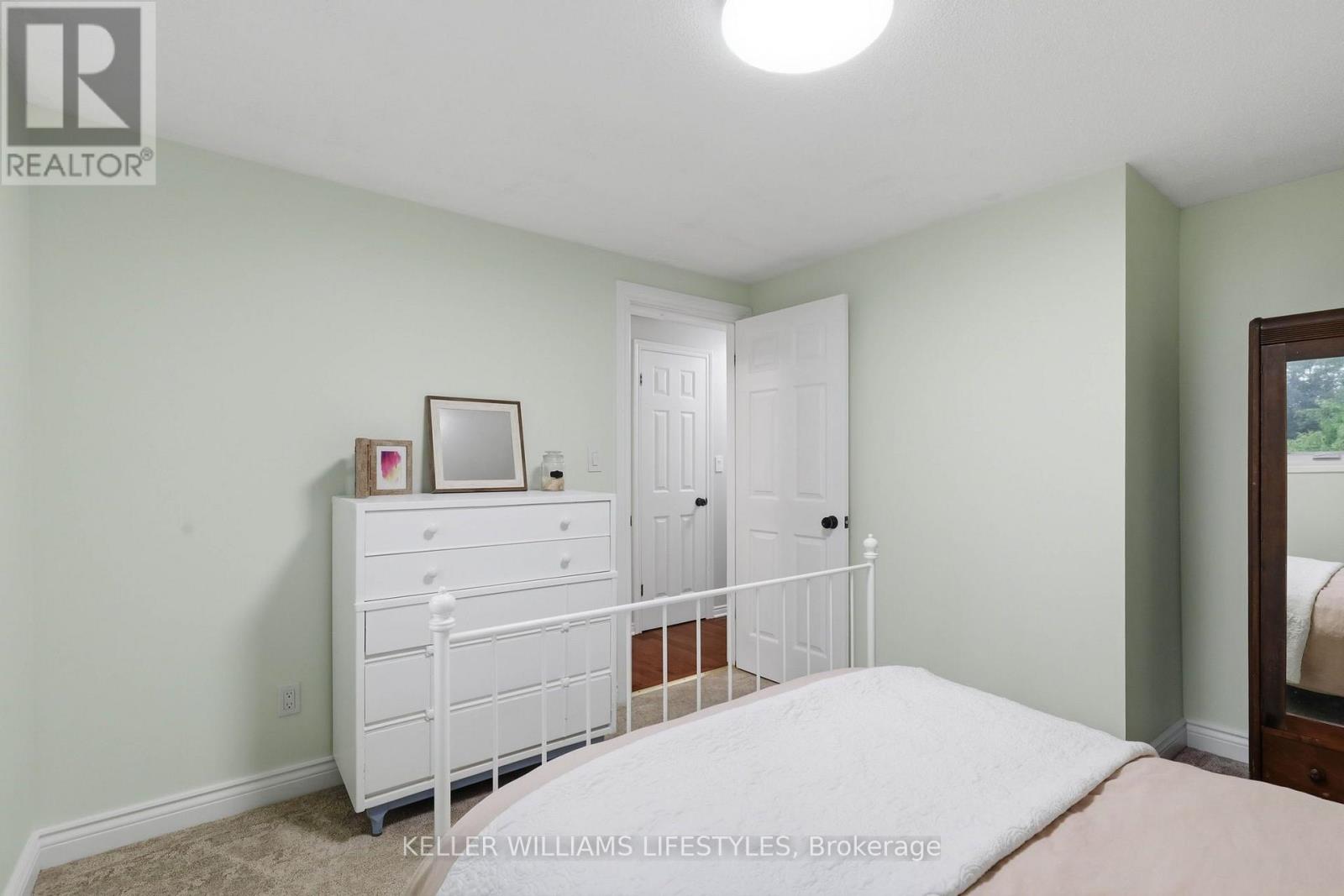 344 Robert Street — photo 28