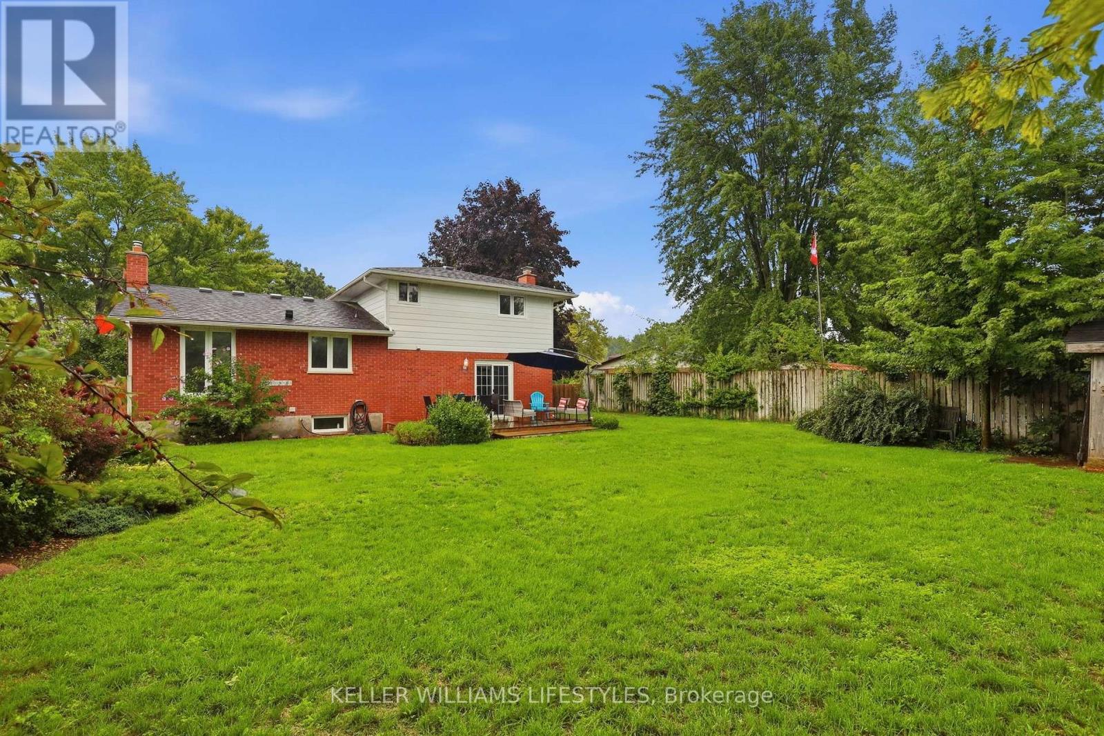 344 Robert Street — photo 31