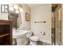 2050 47 Avenue SW - photo 28