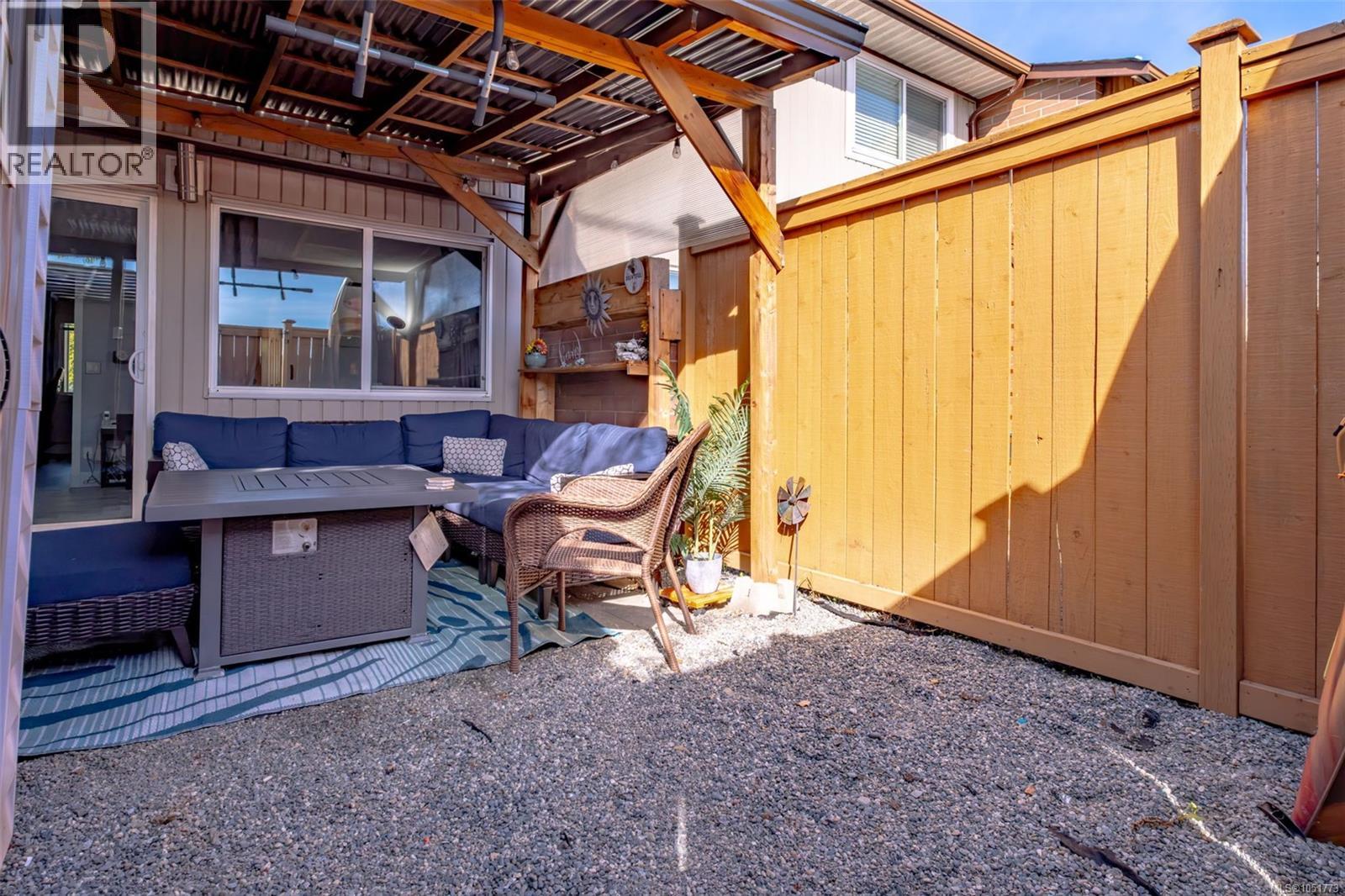 #12 285 Harewood Rd - 14