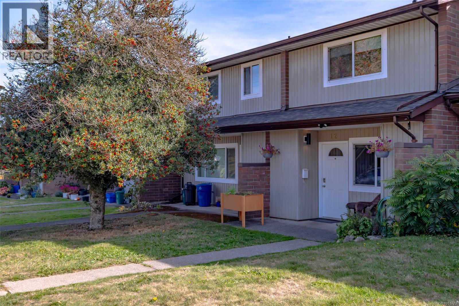 #12 285 Harewood Rd - 17