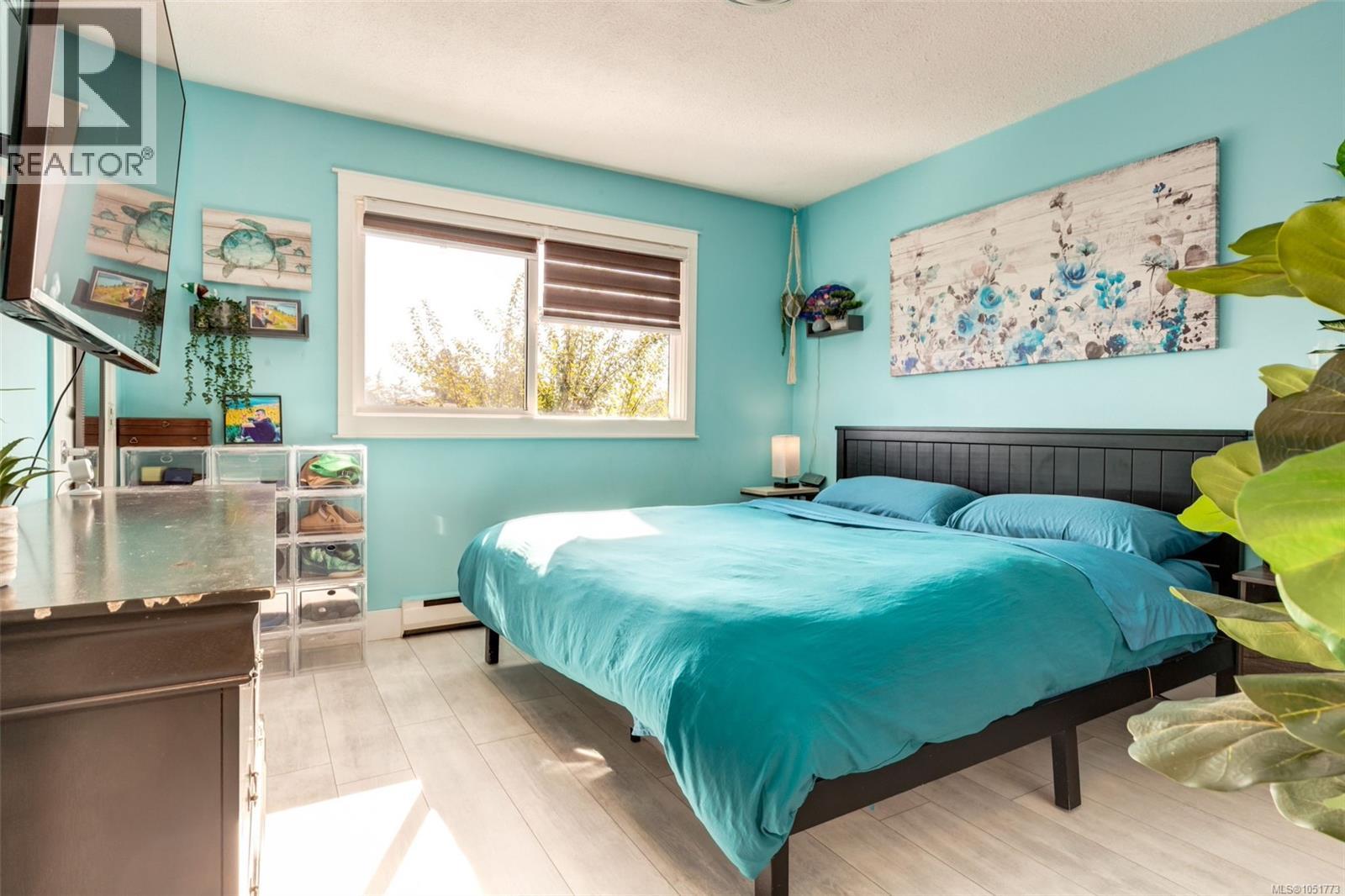 #12 285 Harewood Rd - 5