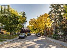 2050 47 Avenue SW - photo 32