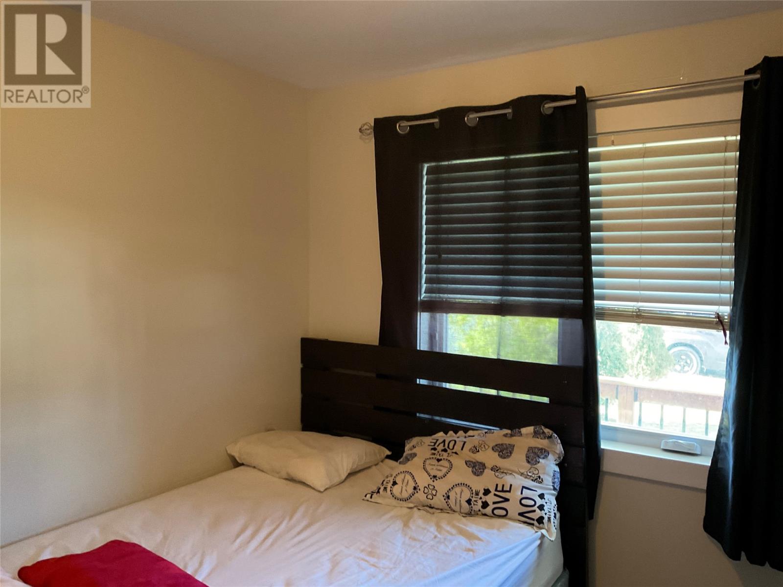11 Harp Place - 7