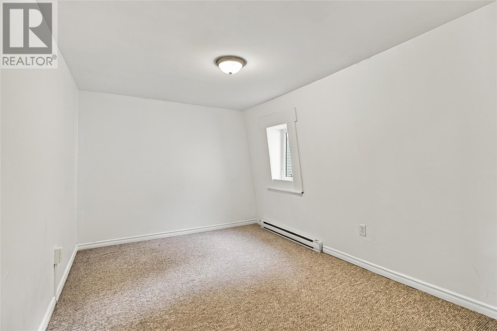 8 Charlton Street - 17