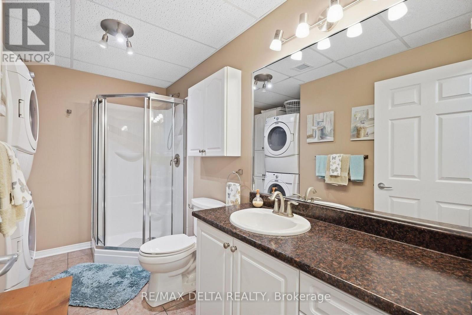 2360 Albert Street — photo 24