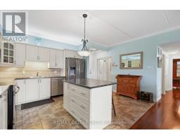 303 - 2360 Albert Street, Clarence Rockland, ON K4K0C4 Photo 11