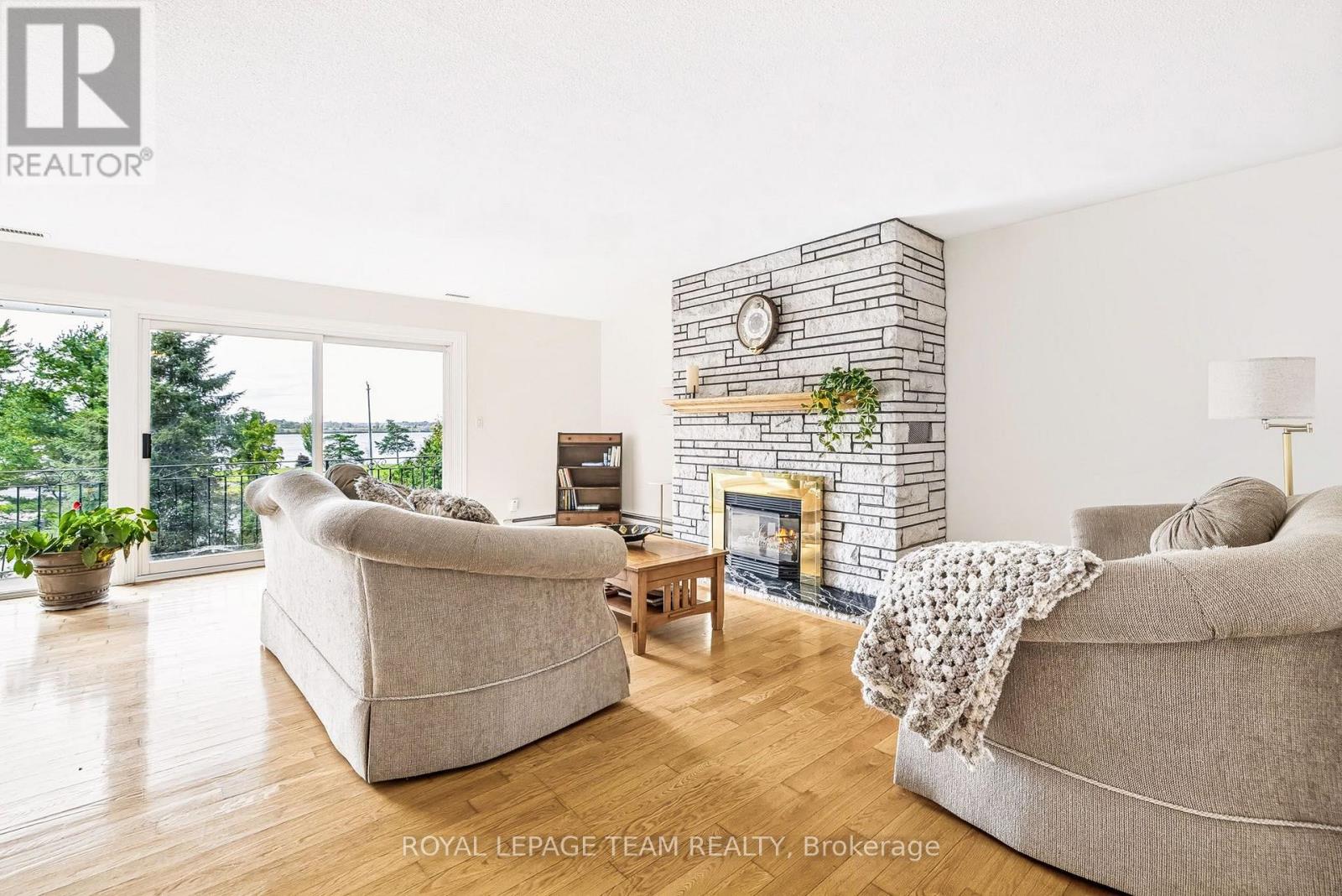 2027 DUNDAS STREET, Edwardsburgh/Cardinal — photo 5