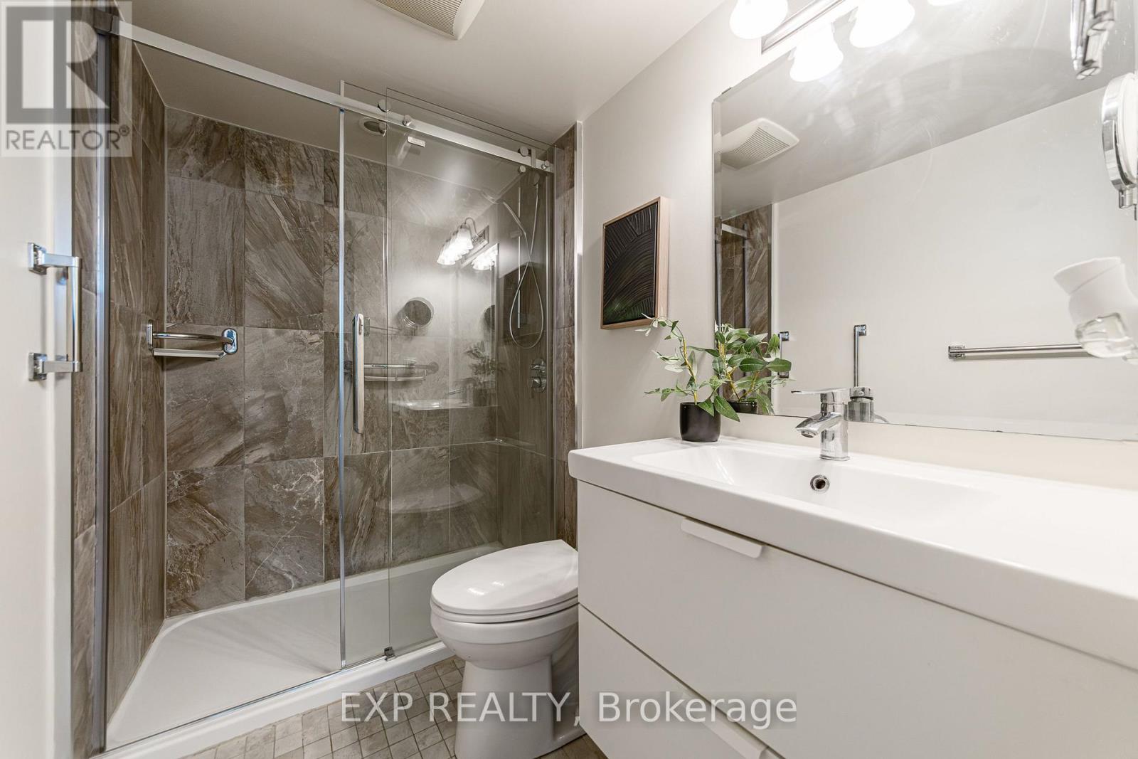 555 Brittany Drive — photo 15