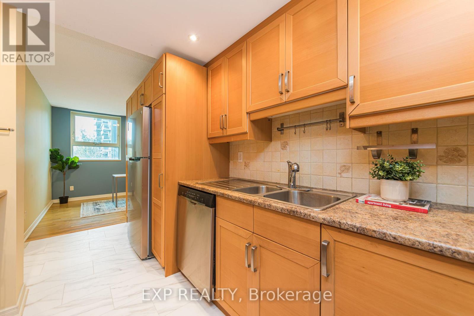 555 Brittany Drive — photo 20