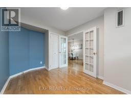 505 - 555 Brittany Drive, Ottawa, ON K1K4C5 Photo 10
