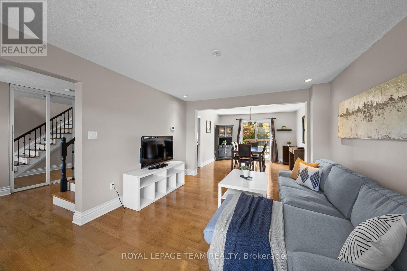 1366 Cornfield Crescent — photo 21