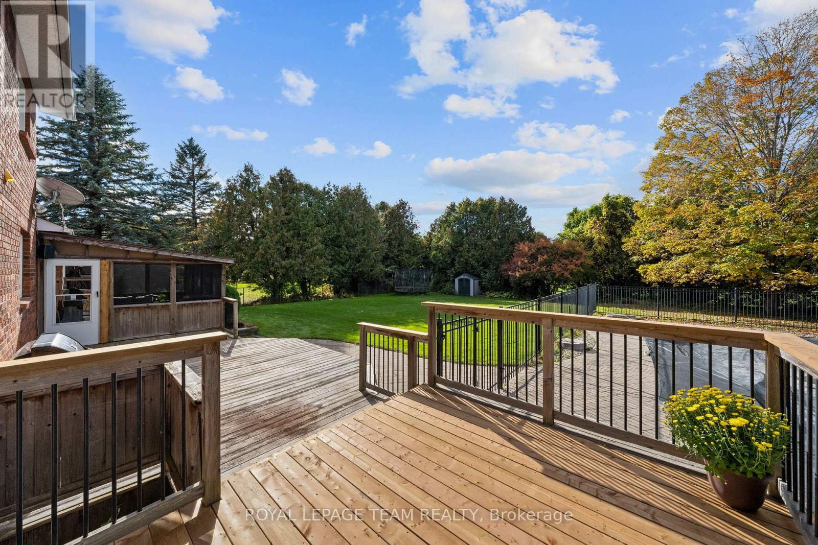 1366 Cornfield Crescent — photo 41