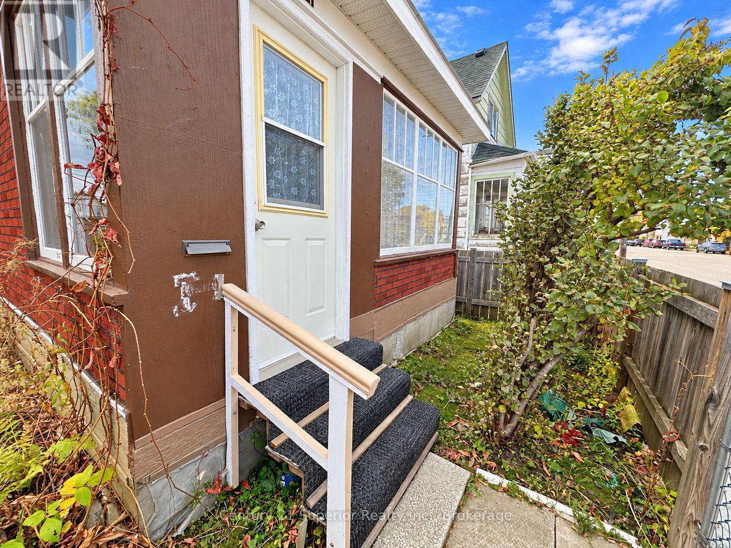 531 MCTAVISH STREET, Thunder Bay (East End) — photo 2