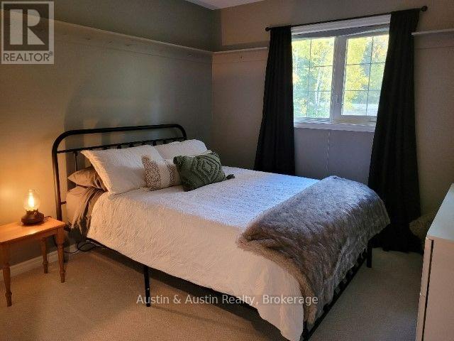 257 MCMILLAN CRESCENT - 11