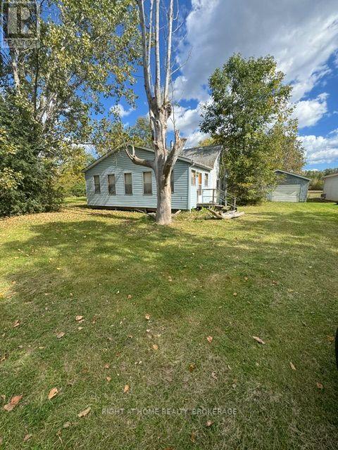 748 SANDY BAY ROAD, Haldimand (Dunnville)