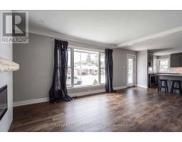 Upper - 17 West 21st Street, Hamilton, ON L9C4M3 Photo 9