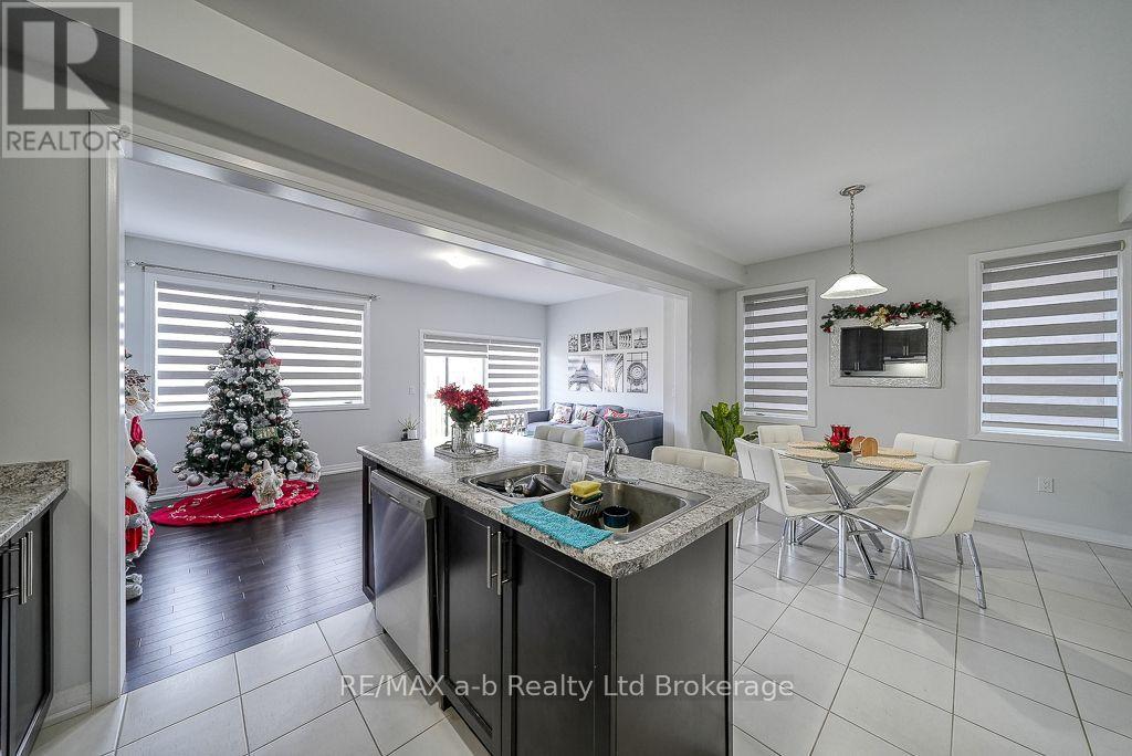 1137 Edinburgh Drive — photo 15