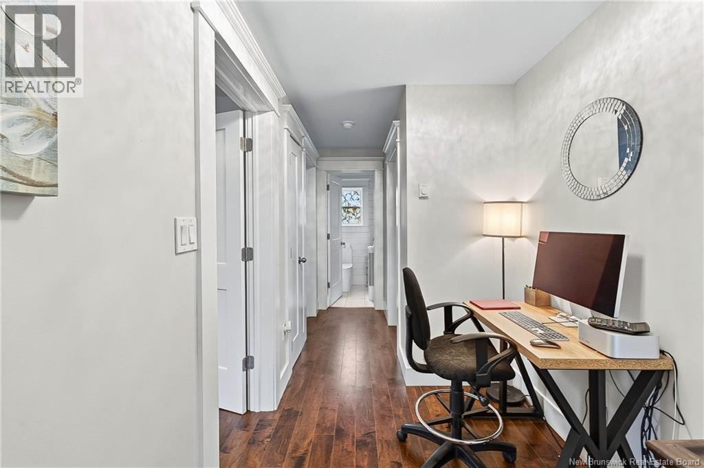 44 Riverview Avenue - 37