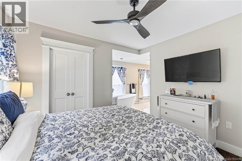 44 Riverview Avenue - 40