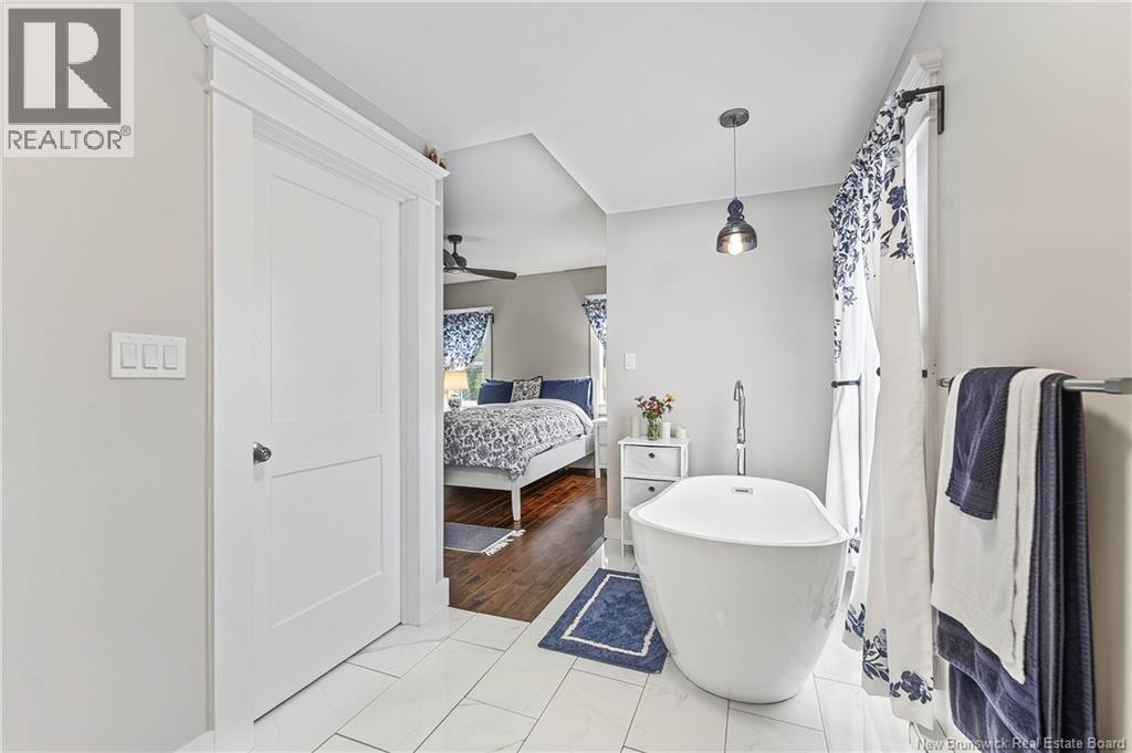 44 Riverview Avenue - 42