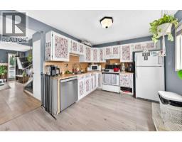 4pc Bathroom - 240 Jensen Drive Ne, Airdrie, AB T4B1P6 Photo 7