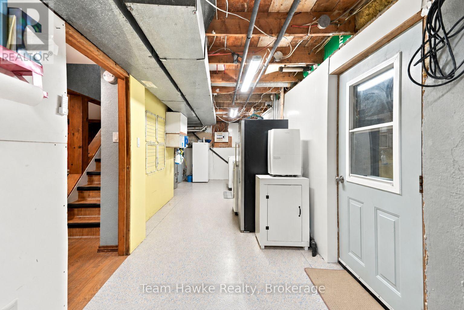200 FIFTH STREET - 27