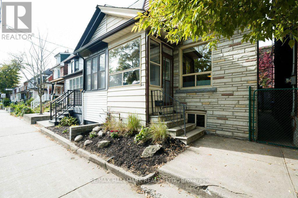 502 Lansdowne Avenue, Toronto, ON photo 32