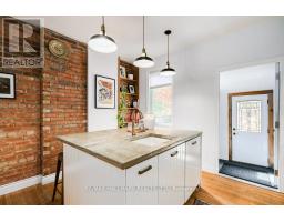 502 Lansdowne Avenue, Toronto, ON M6H3Y3 Photo 11