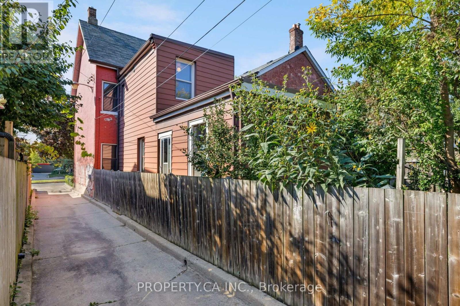 195 Shaw Street, Toronto, ON photo 17